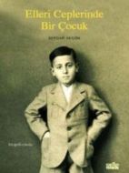 Elleri Ceplerinde Bir Çocuk                                                                                                                                                                                                                                    