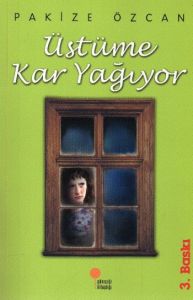 Üstüme Kar Yağıyor                                                                                                                                                                                                                                             