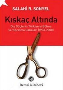 Kıskaç Altında                                                                                                                                                                                                                                                 