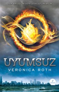 Uyumsuz (Film Özel Baskısı)                                                                                                                                                                                                                                    