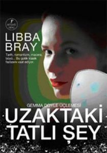 Uzaktaki Tatlı Şey                                                                                                                                                                                                                                             